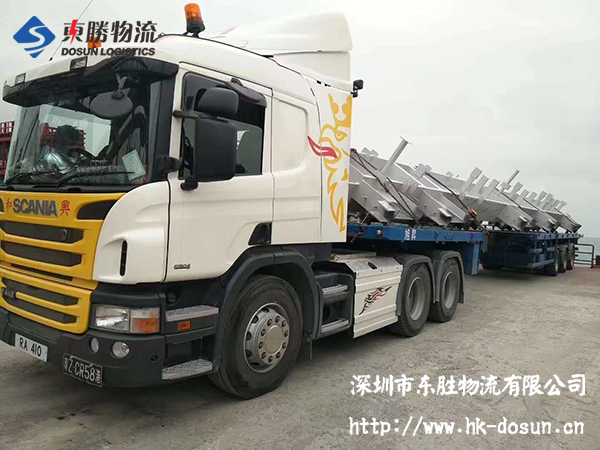 中港工程車，工程車運輸，工程車到香港物流，香港工程車，香港工程往返車，香港工程車運輸價格